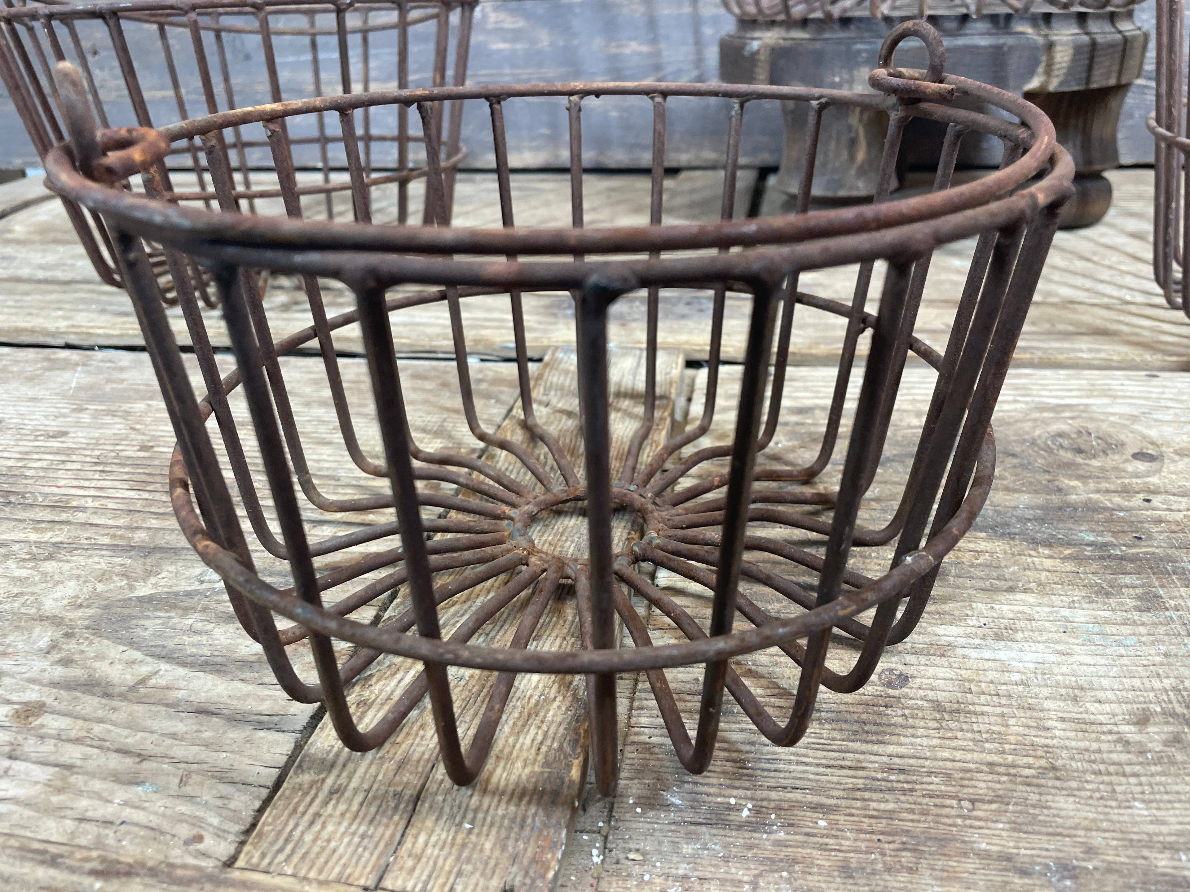 Rusty Farmhouse Metal Egg Basket